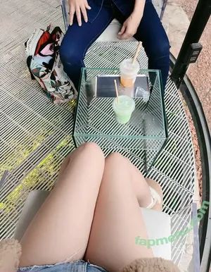 Duyenn Hipp / duyenn.hipp nude photo #1976