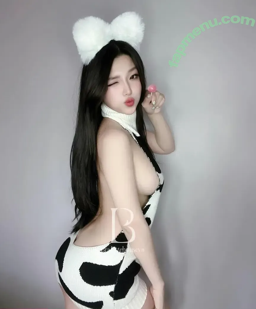 Duyenn Hipp nude photo #1489 (duyenn.hipp)