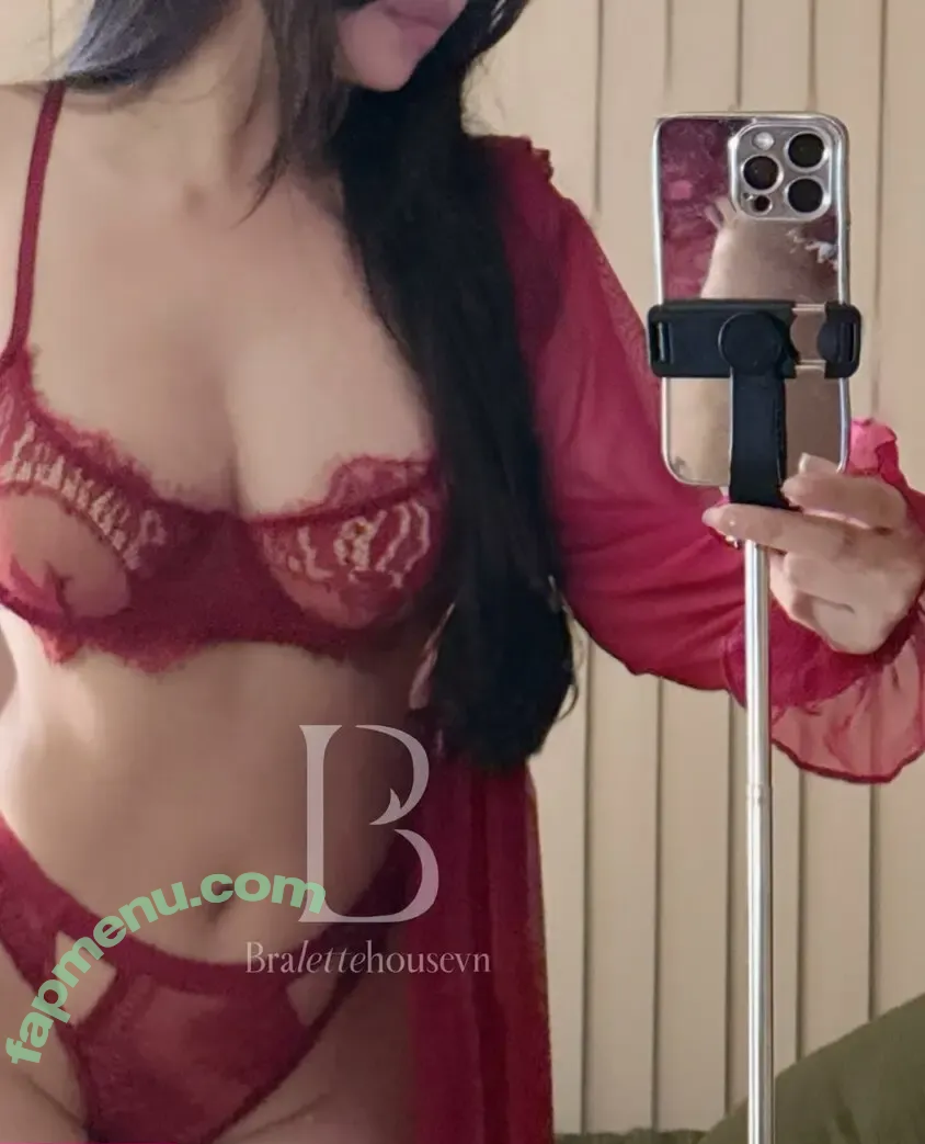 Duyenn Hipp nude photo #1833 (duyenn.hipp)