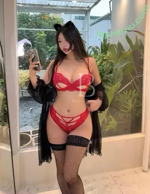 Duyenn Hipp / duyenn.hipp nude photo #2134