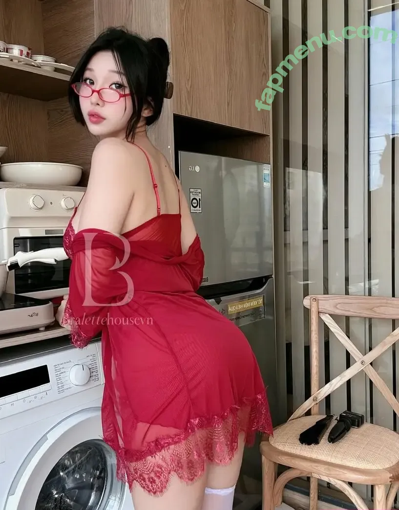 Duyenn Hipp nude photo #2024 (duyenn.hipp)