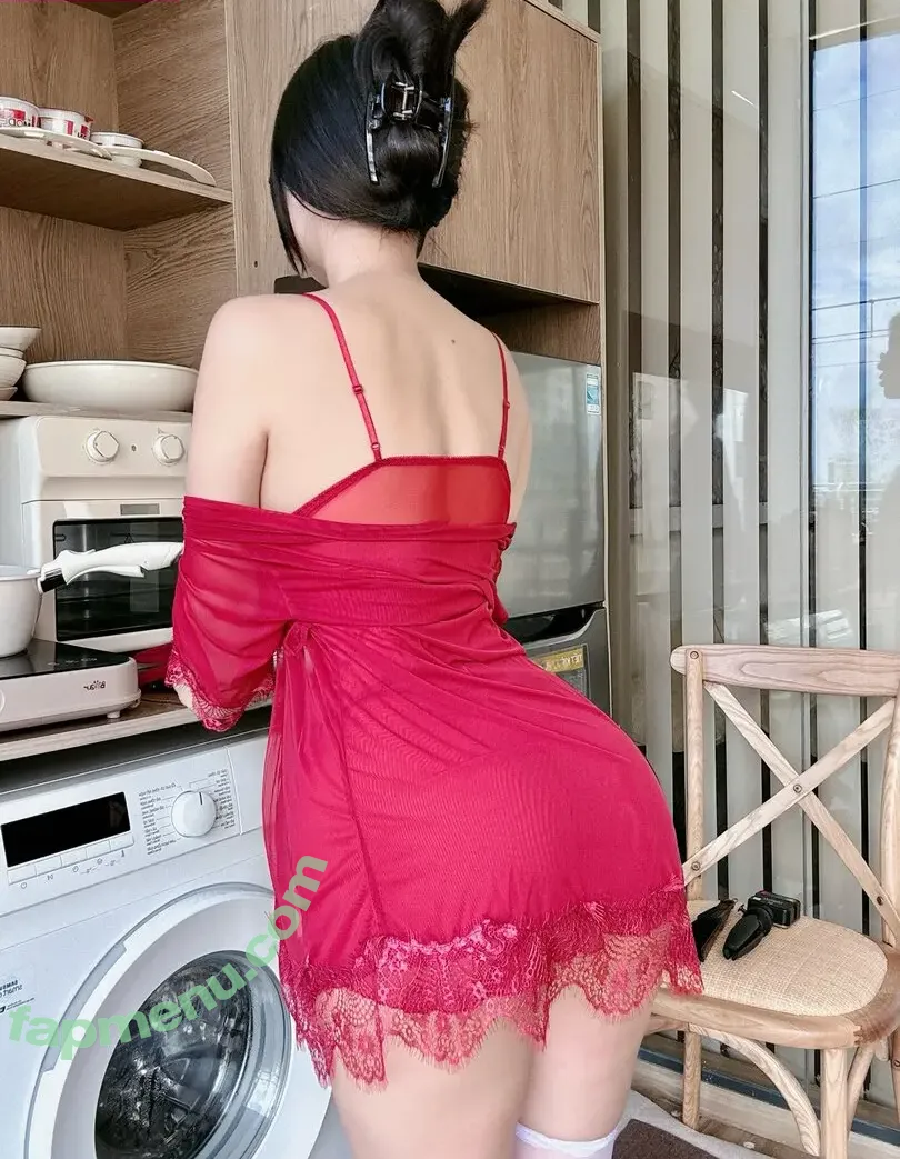 Duyenn Hipp nude photo #2198 (duyenn.hipp)