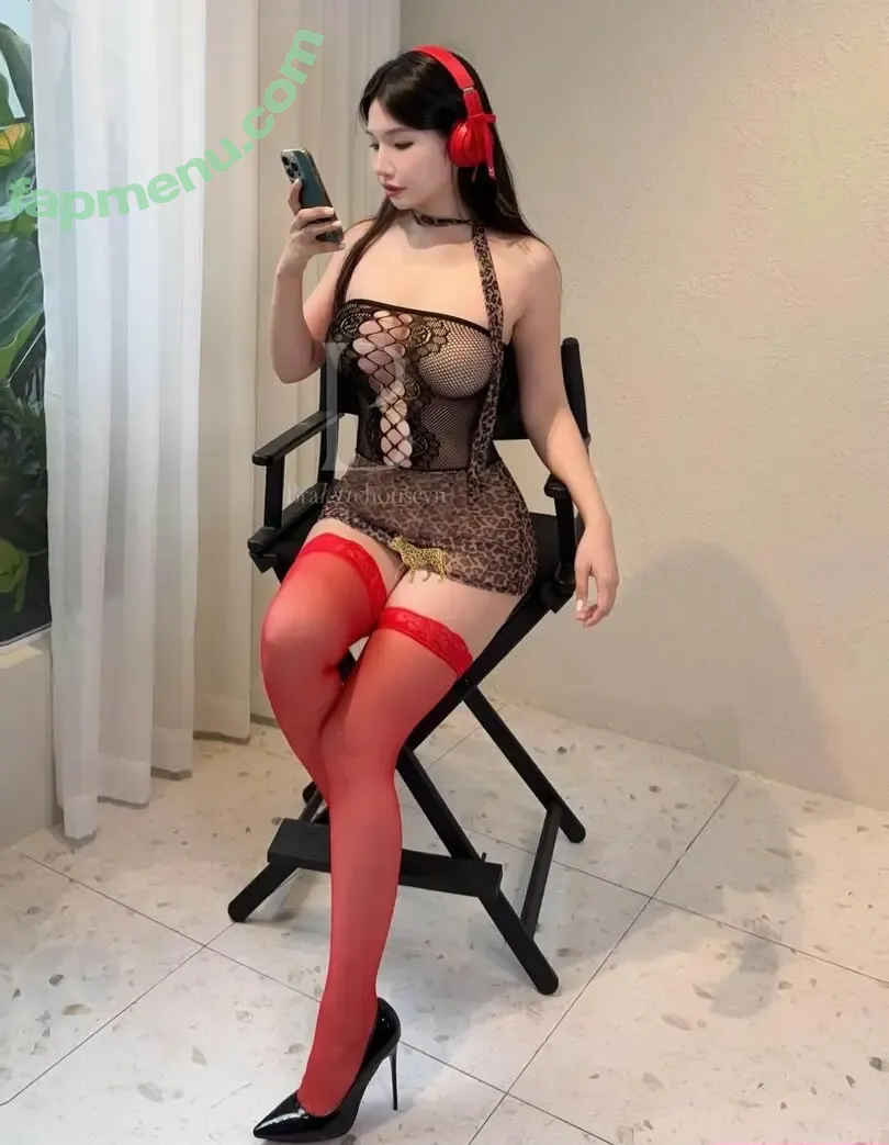 Duyenn Hipp nude photo #2270 (duyenn.hipp)