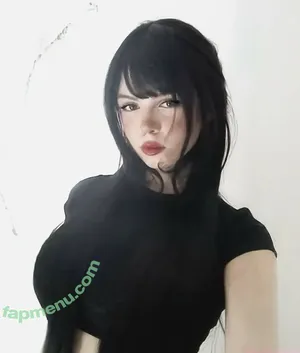 Duygu / notmeyourtype nude photo #0008