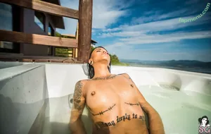 DWWG / dwwgsg / dwwgsuicide nude photo #0033