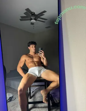  nude photo #0002