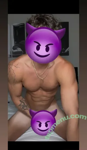  nude photo #0004