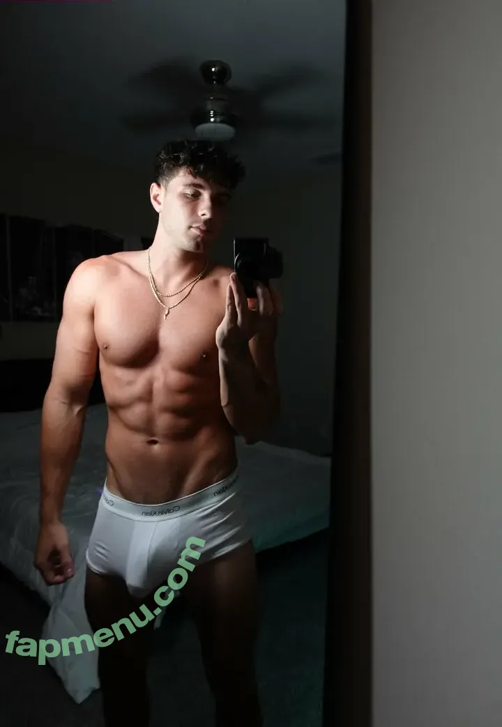 dylan.nichols13 nude photo #0025 (dylan.nichols13)