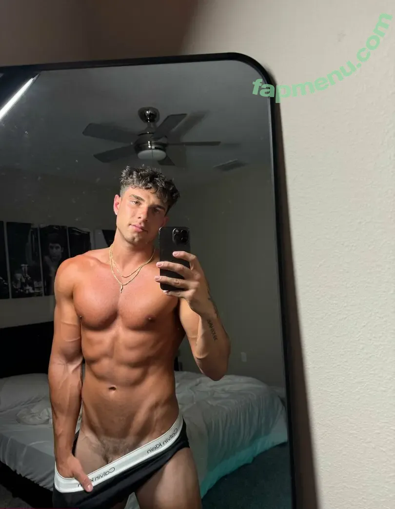 dylan.nichols13 nude photo #0026 (dylan.nichols13)