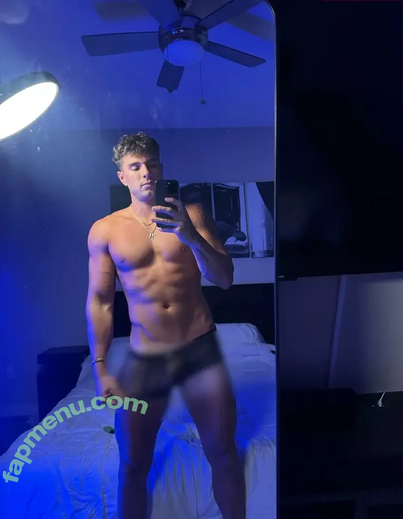 dylan.nichols13 nude photo #0028 (dylan.nichols13)