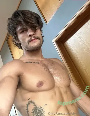  nude photo #0005