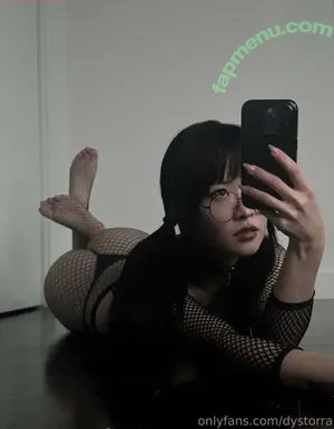 Dystorra nude photo #0697