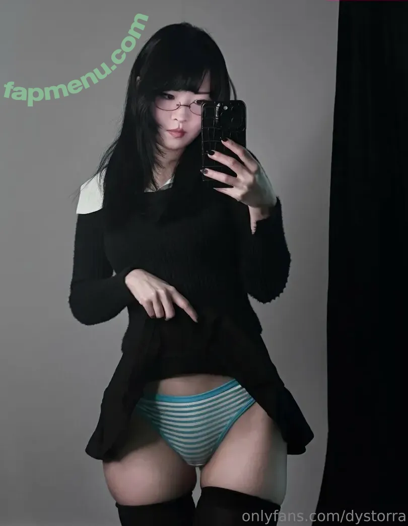 Dystorra nude photo #0025 (Http: / eleanoredystopia)