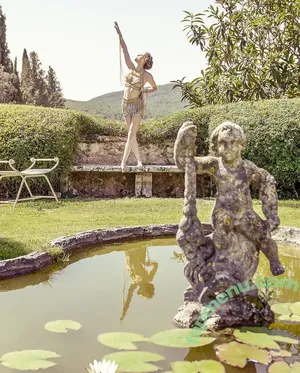 E. Fletcher / emilystellafletcher nude photo #0040