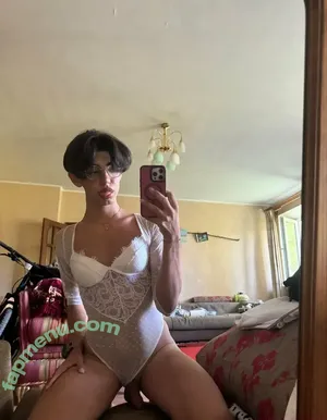 e_l_i9_a / eliiia_a nude photo #0034