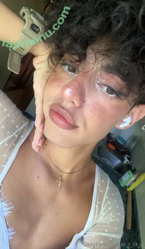 e_l_i9_a nude photo #0026 (eliiia_a)