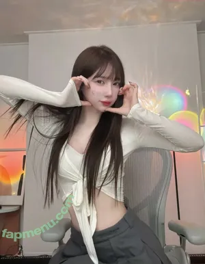 e000e77 / 59.5994 / 금화S2 nude photo #0107