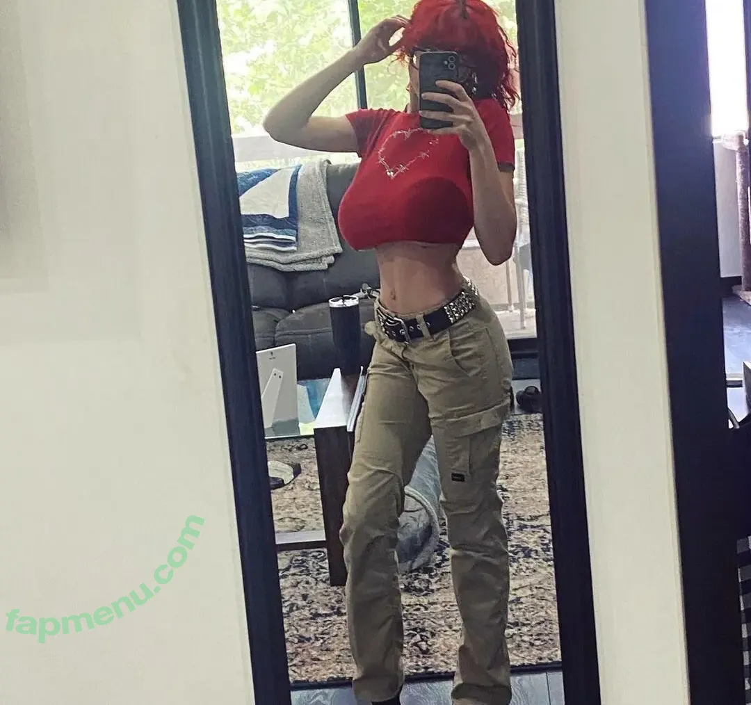 e1ish3va nude photo #0026 (artist with big fake boobs / betsys_art)