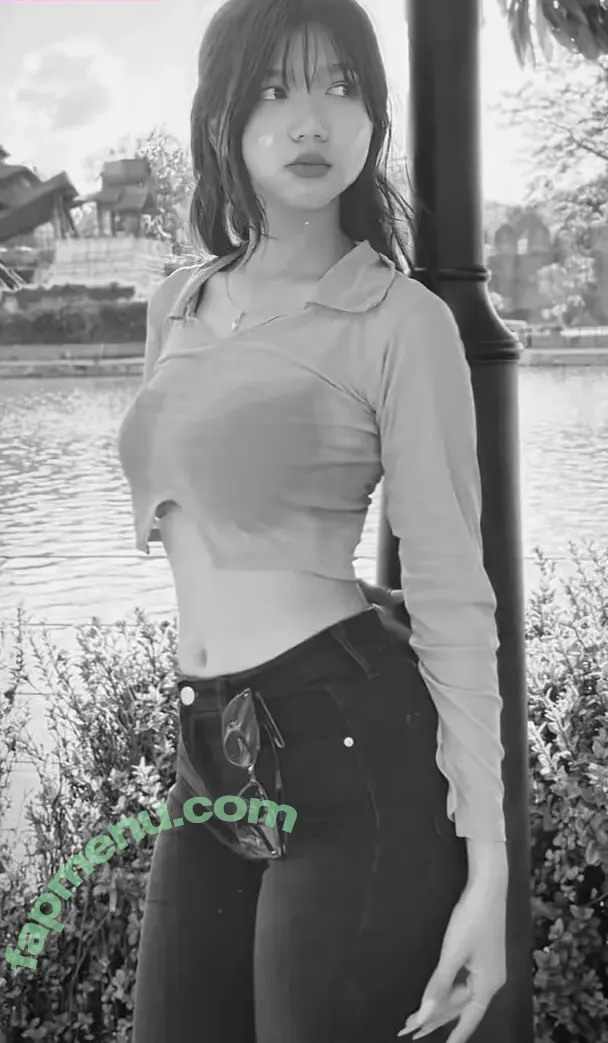 Eaint Hmu Paing nude photo #0002 (eaint_hmu_paing / eainthmupaing01)