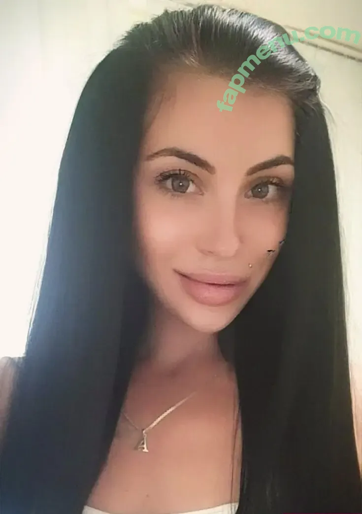 earminow nude photo #0013 (Amelie U)