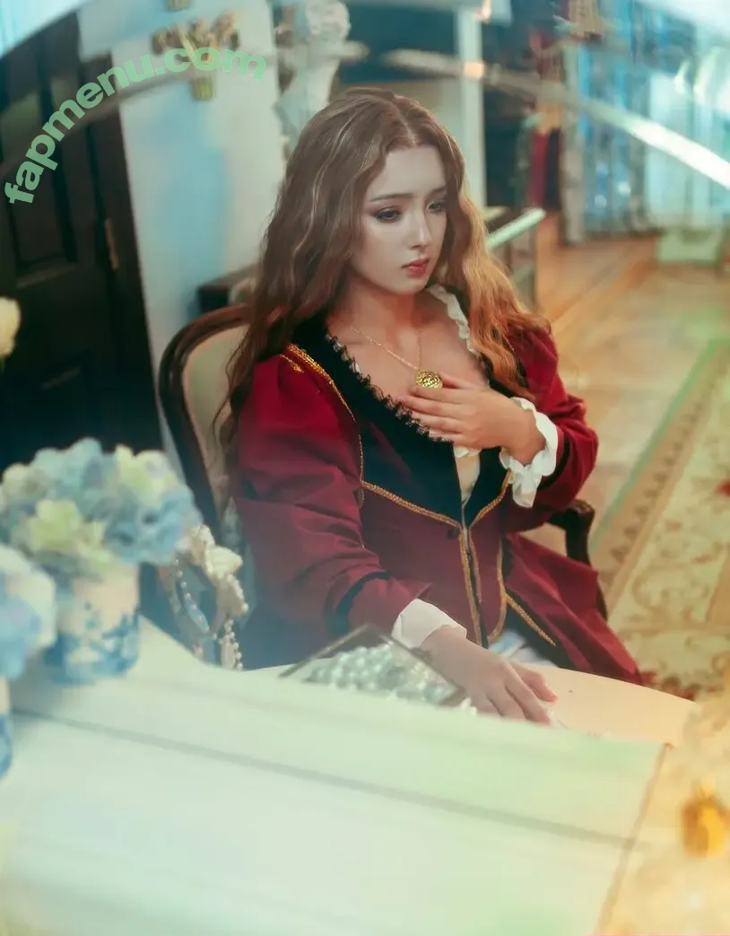 Earth’s ASMR nude photo #0257 (earthsplanetasmr)