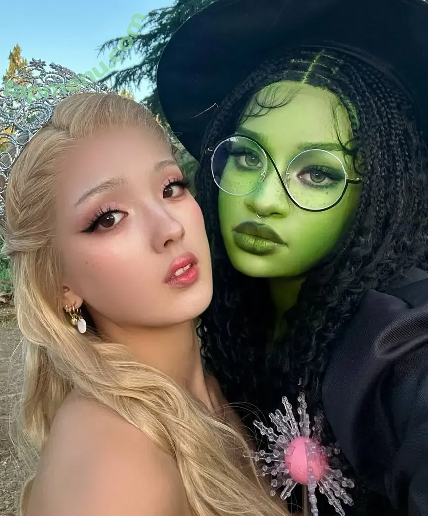 Earth’s ASMR nude photo #0290 (earthsplanetasmr)