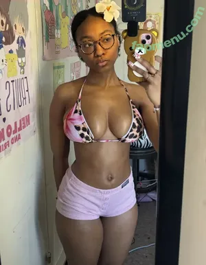 earth2daya777 nude photo #0032