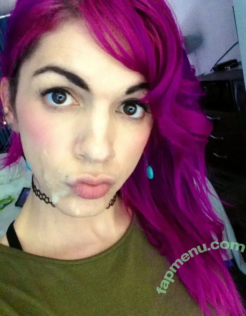 Earthling Gurl nude photo #0011 (SqurlGurl / earthling.vip / squrllgurll)