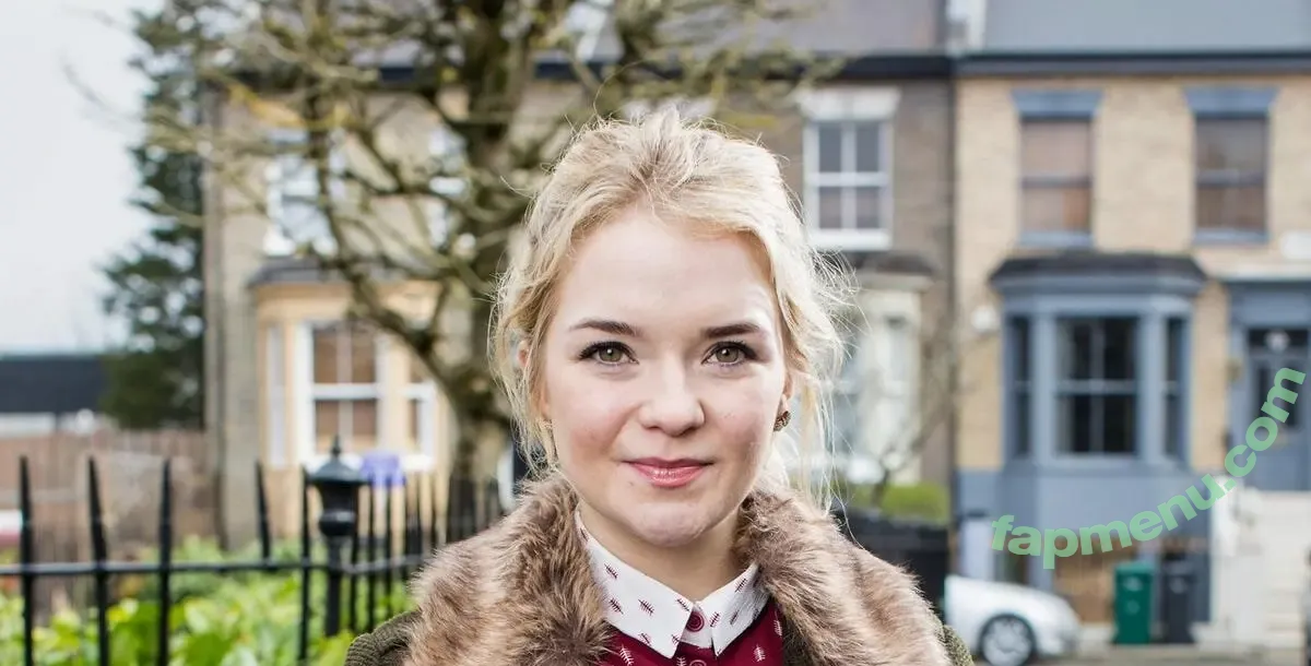 EastEnders Babes nude photo #0029 (eastendersbabes / jacjossa)