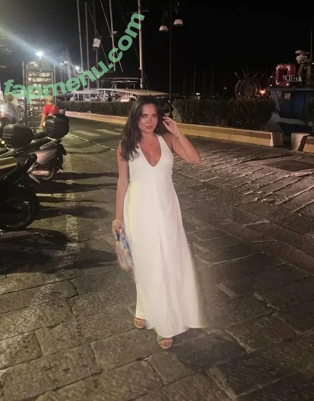 EastEnders Babes nude photo #0034 (eastendersbabes / jacjossa)