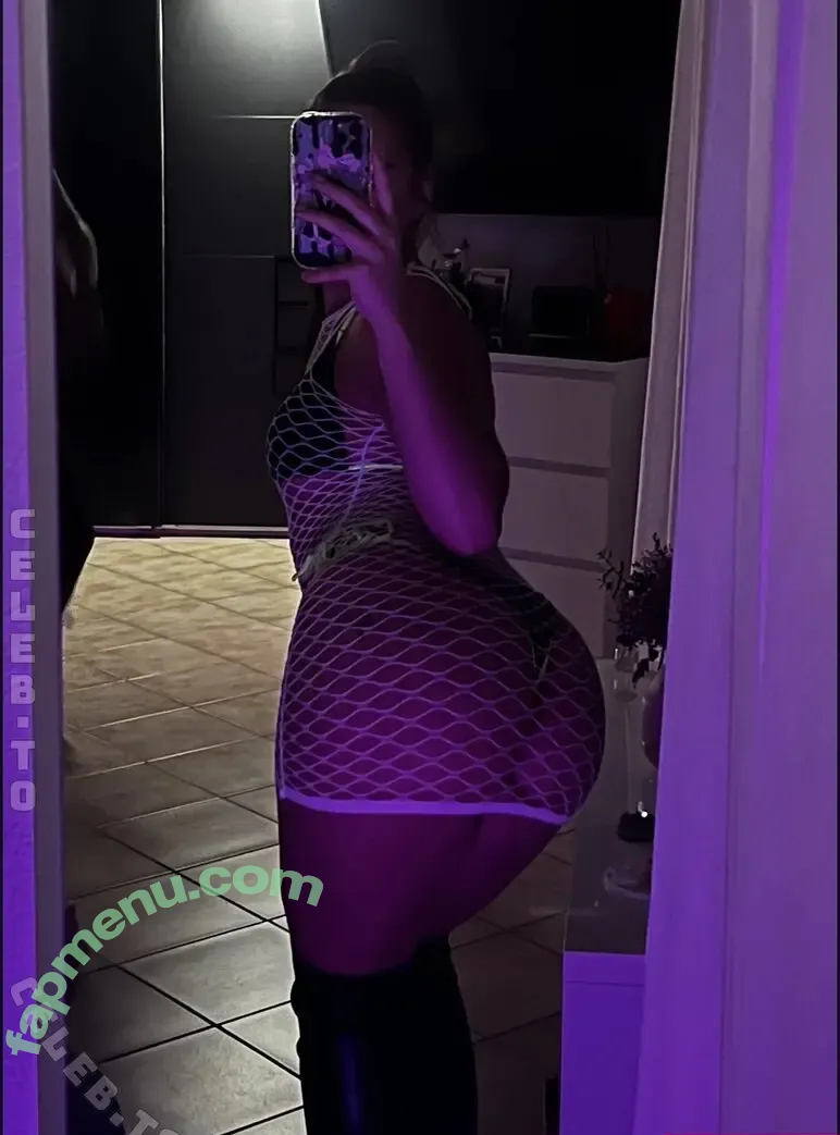 easy99 nude photo #0060 (iameasy99 / merettv)