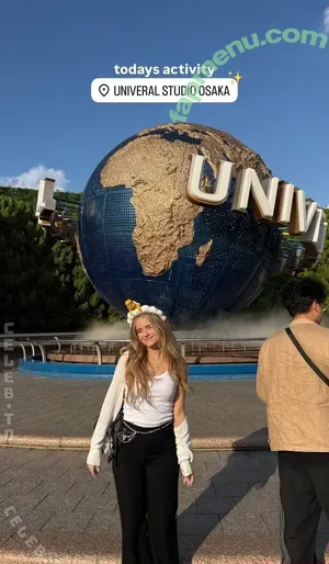 easyemi / easyemii nude photo #0008