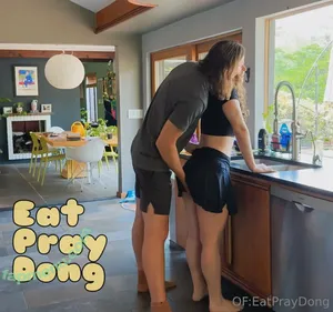 Eat Pray Dong / EPDTravels / eatpraydong nude photo #0004