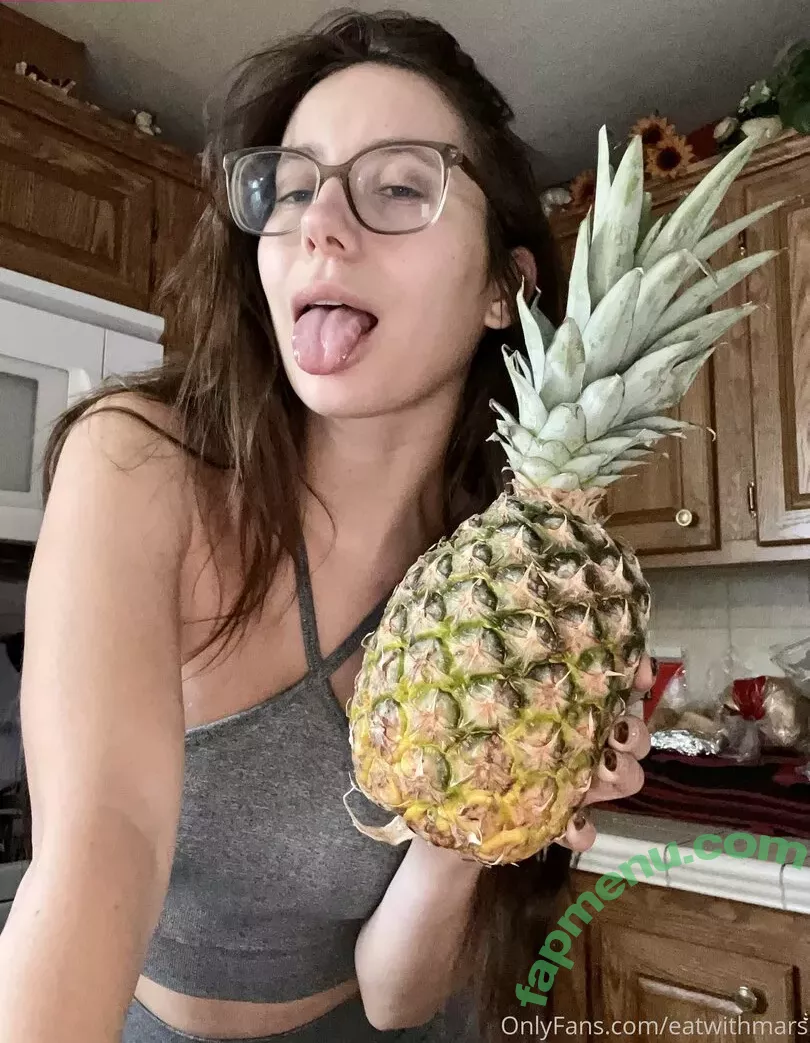 Eatwithmars nude photo #0044 (Missmars_ / eatwithmars_)