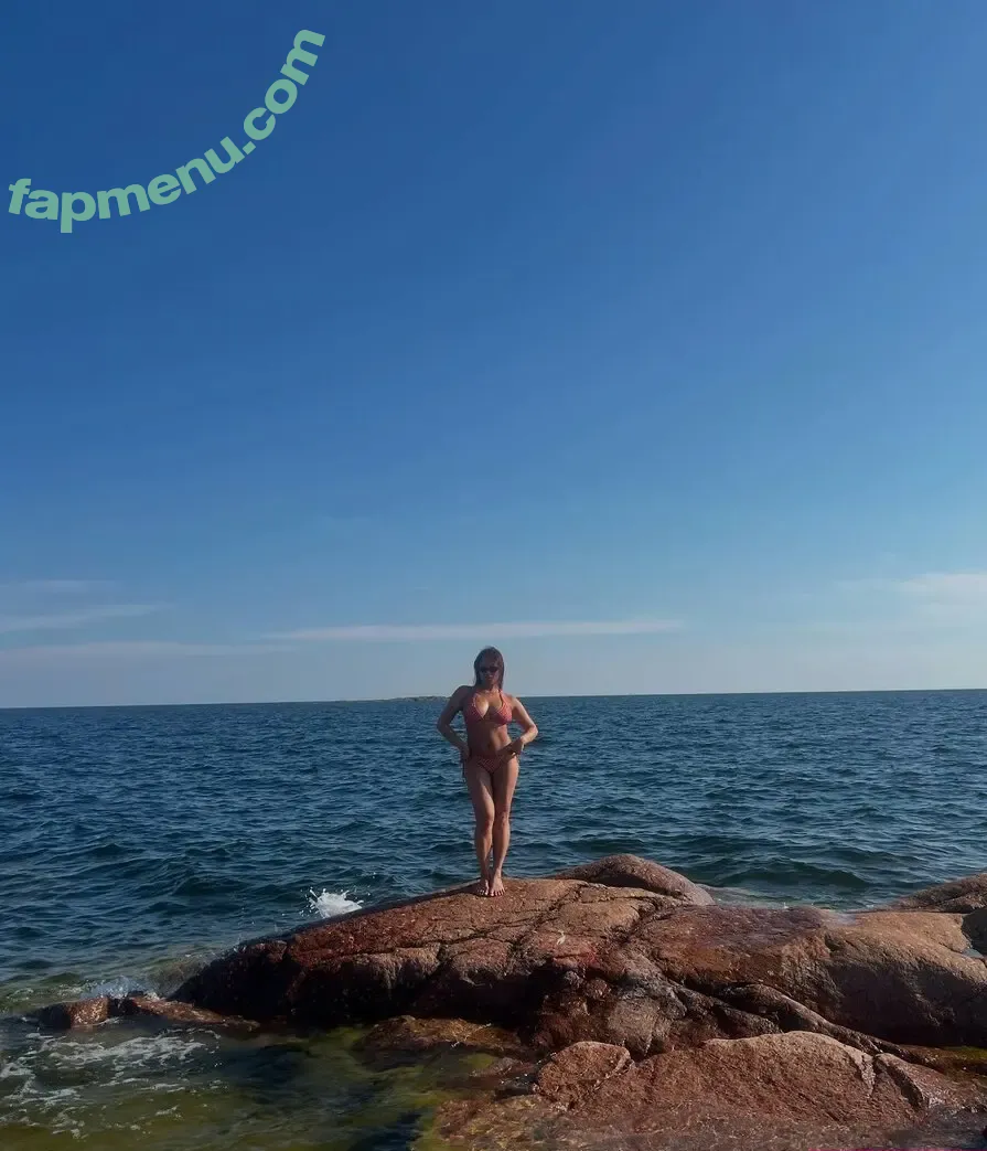 Ebba Gratte nude photo #0029 (ebbagratte / ebbasfoot)