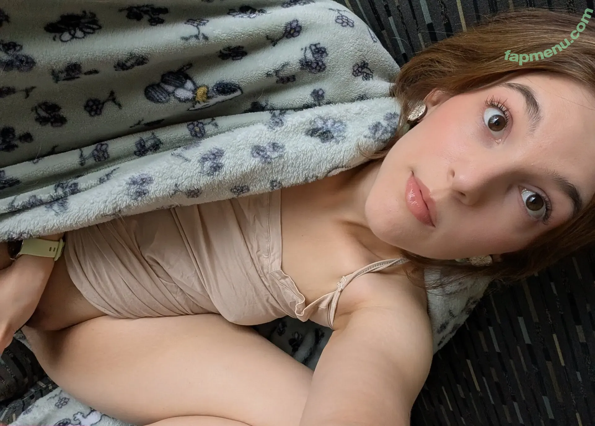 Ebee7 nude photo #0432 (Cute Kinky F18 / ebee07)