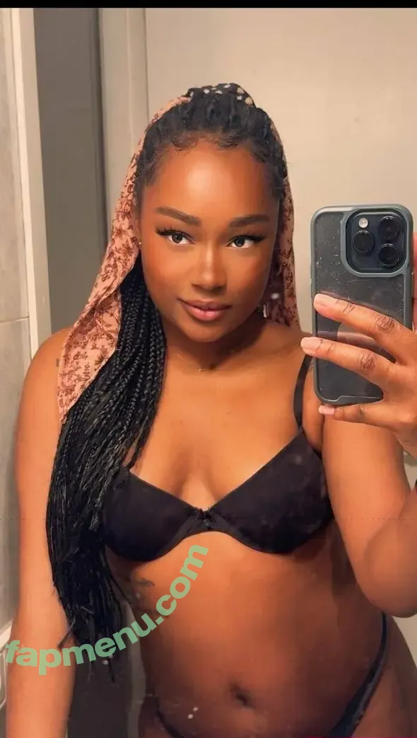 ebonatina nude photo #0005 (ebonatinaaa)
