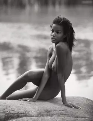 Ebonee Davis / eboneedavis nude photo #0007