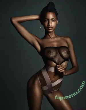 Ebonee Davis / eboneedavis nude photo #0154