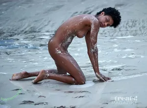 Ebonee Davis / eboneedavis nude photo #0162