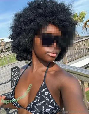 ebonybutts / realebonyb nude photo #0023