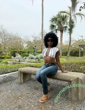 ebonybutts / realebonyb nude photo #0009