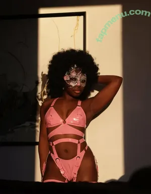 ebonybutts / realebonyb nude photo #0011