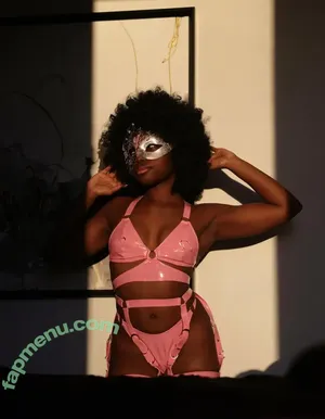 ebonybutts / realebonyb nude photo #0016