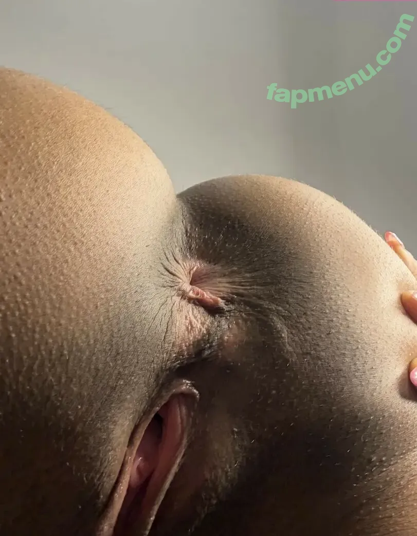 ebonysunkiss nude photo #0046 (coco sunkiss / ebonysunkissed)