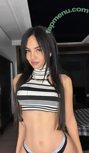 Ece Ronay / Eceronayofficial nude photo #0031