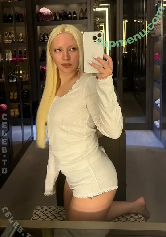 Ece Seckin nude photo #0034 (Eceseckin)