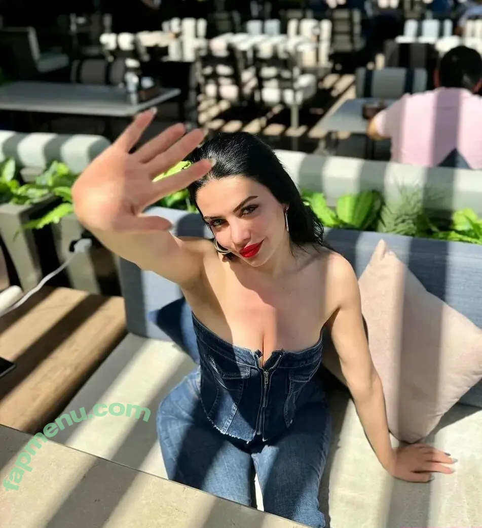 eceronay nude photo #0003 (eceronay)