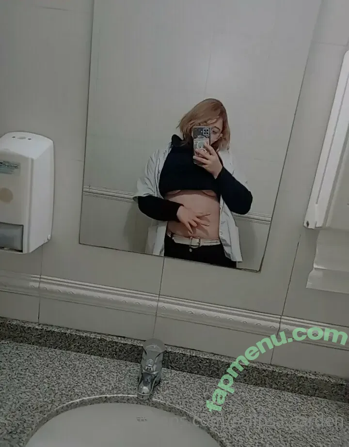 eclipsa.garden nude photo #0189 (eclipsa_gardens)