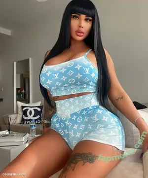 eda_esmr / EdaEsmr / eda.alboya.5 / edaeesmer / edaesmrr nude photo #0023